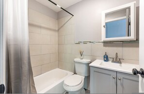 Apartment | 4 bedrooms - Free Parking Near Uni Hospital EWR NYC Fifa (Newark)