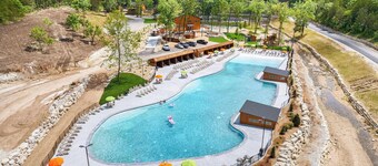 Tall Timbers Cabin! EV Charger!