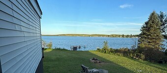 Rustic Lake Waubay Hunter’s Base Camp • 3BR/2BA