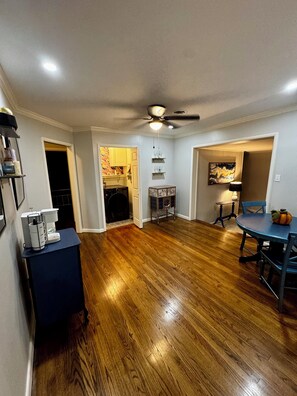 Dining - 3 Mi to Saracen Landing! Family Getaway w/ Deck (Pine Bluff)