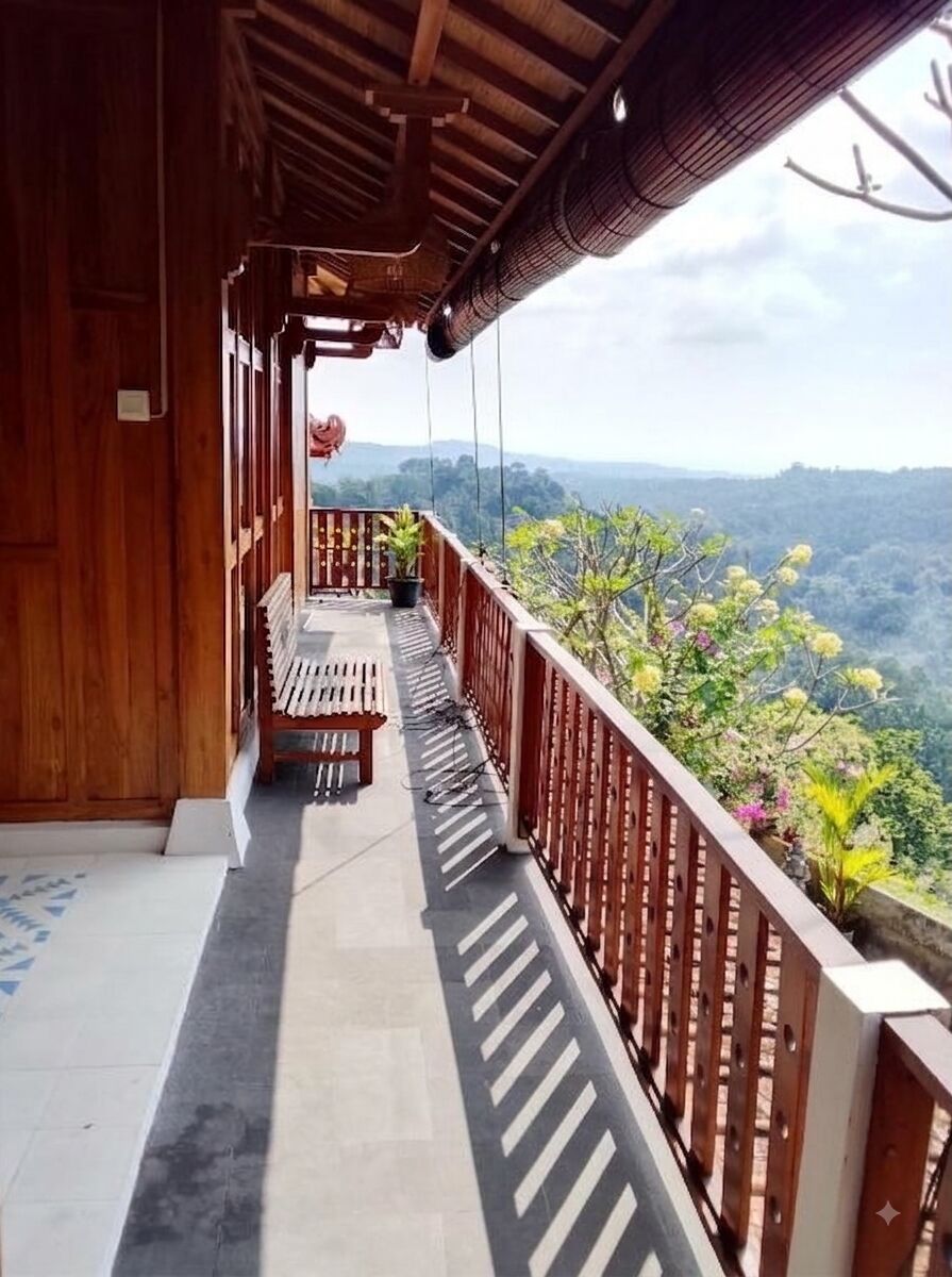 Deluxe Double Room, 1 Queen Bed, Balcony, Hill View | WiFi (free)