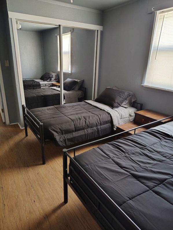 3 Schlafzimmer, WLAN, Bettwäsche