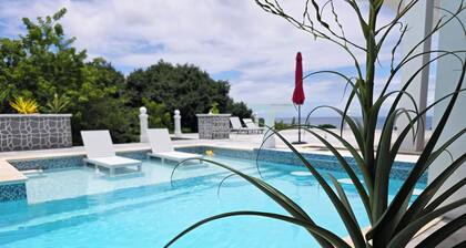 Stunning 3-bedroom Villa Suite with Ocean views, AC, & Pool, near the Beach