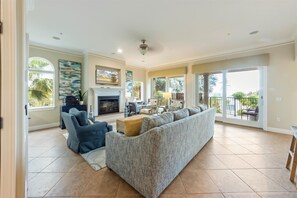 TV, fireplace, offices