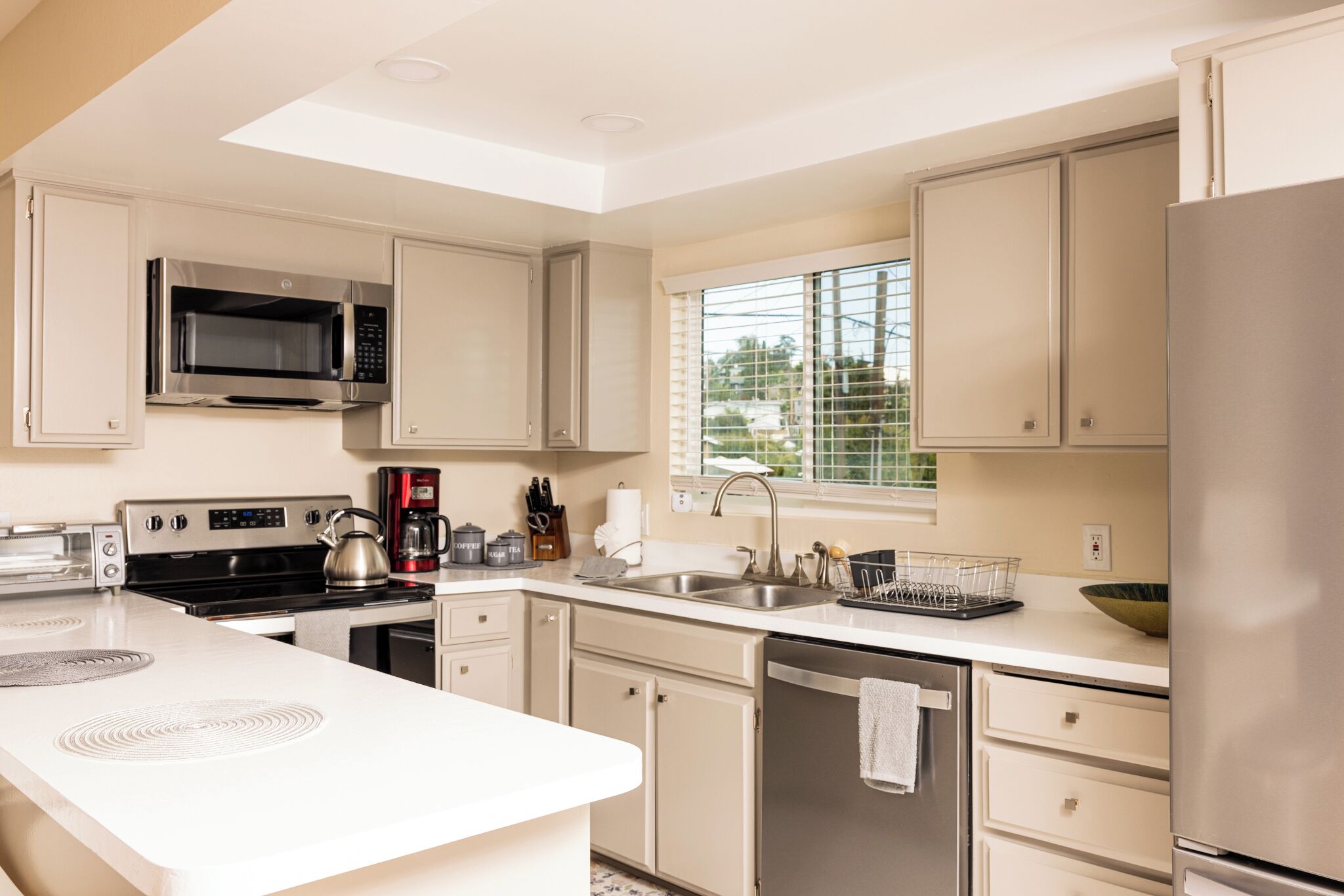 Microwave, oven, stovetop, dishwasher