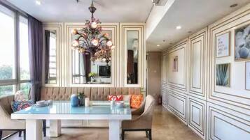 Apartamento, 2 habitaciones, vistas a la ciudad | Interior