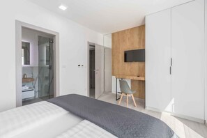 3 bedrooms, WiFi - Holiday apartment with air conditioning and shared-use pool (Funtana)