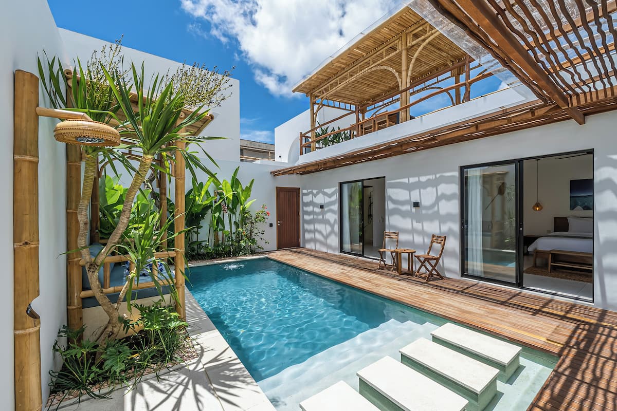 Luxury Villa, Patio, Pool View