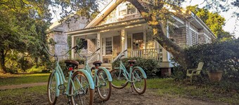 Thurston House Inn- Queen Bed