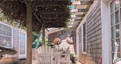 Historic Inn in the Heart of Ocracoke