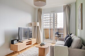 TV, stereo - Blueground | Landstraße, spa, nr Belvedere (Vienna)