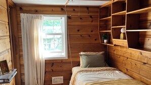 1 dormitorio, escritorio, tabla de planchar con plancha y wifi gratis