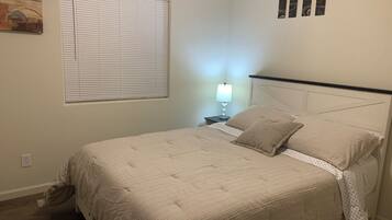 5 quartos, ferros/tábuas de passar roupa, Wi-Fi