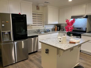 Photo non classée, 2 sur 23, bouton