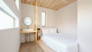 Desk, iron/ironing board, travel cot, free WiFi