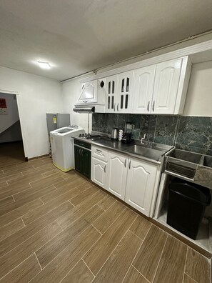 Private kitchen - Beautiful apartment in Medellin, close to everything, very close to the Metro. (Medellín)
