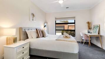 Fer et planche à repasser, Wi-Fi, draps fournis