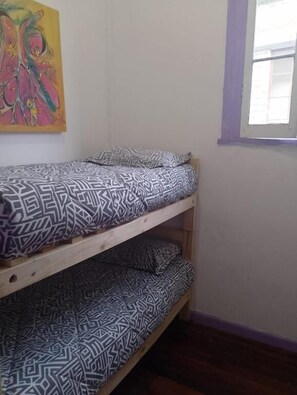 Espace de travail pour ordinateur portable, Wi-Fi gratuit