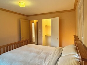 3 室のベッドルーム、インターネット、ベッドシーツ