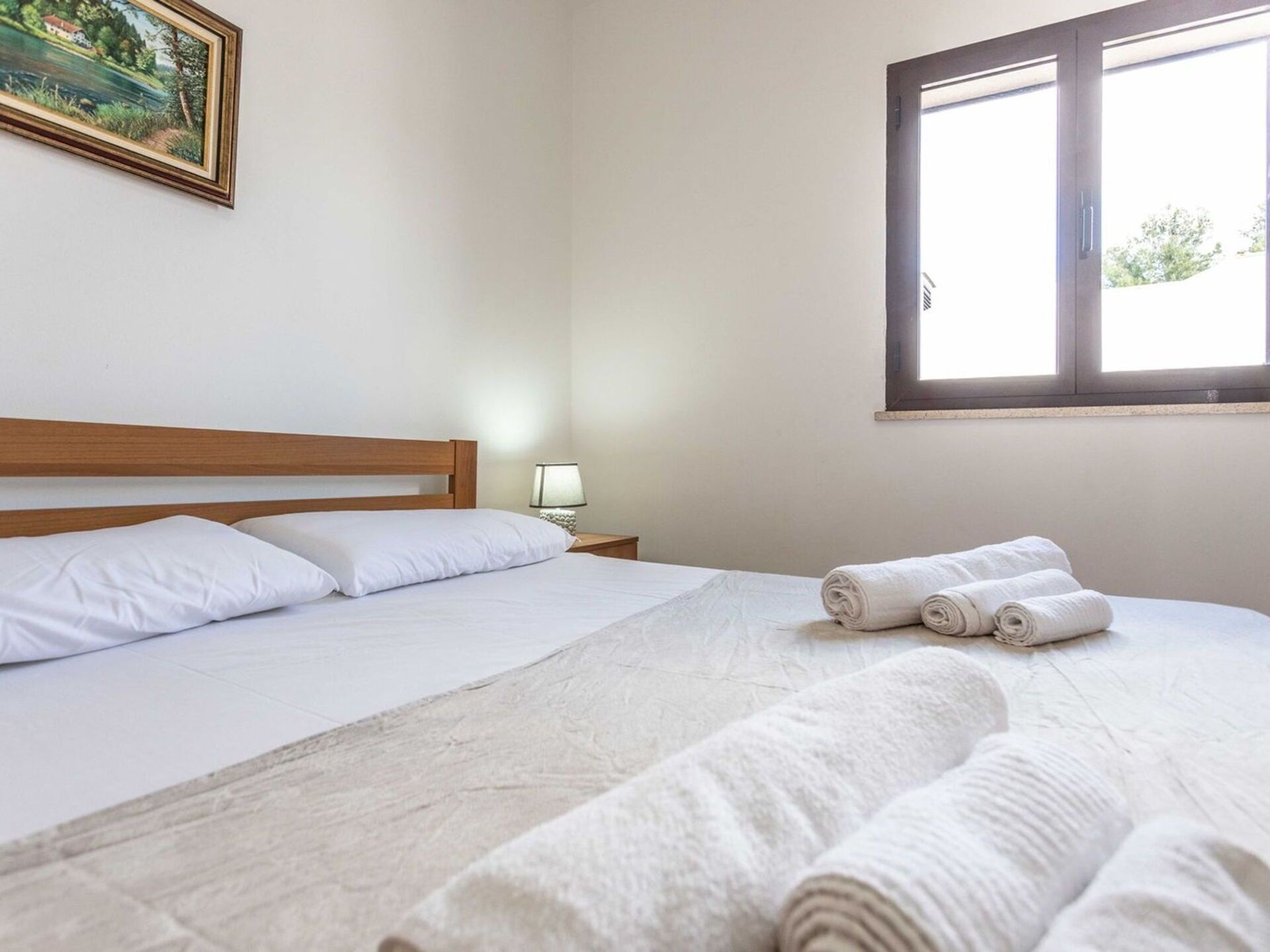 1 chambre, lit parapluie, Wi-Fi gratuit, draps fournis