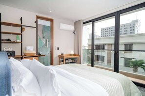 1 habitación, tabla de planchar con plancha, wifi y ropa de cama 