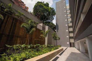 Property grounds - H201 • Balcony • Rooftop Pool • Walk To Granada (Cali)