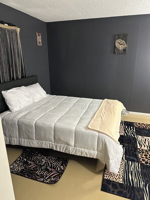 3 bedrooms, Internet