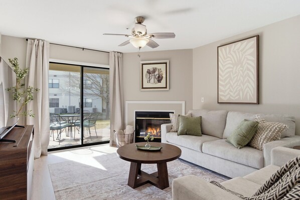 Unclassified image, 1 of 35, button - Walk in NO STAIRS 2 Bedroom Condo in Pointe Royale Golf Village NEW FOR 2026 (Branson)