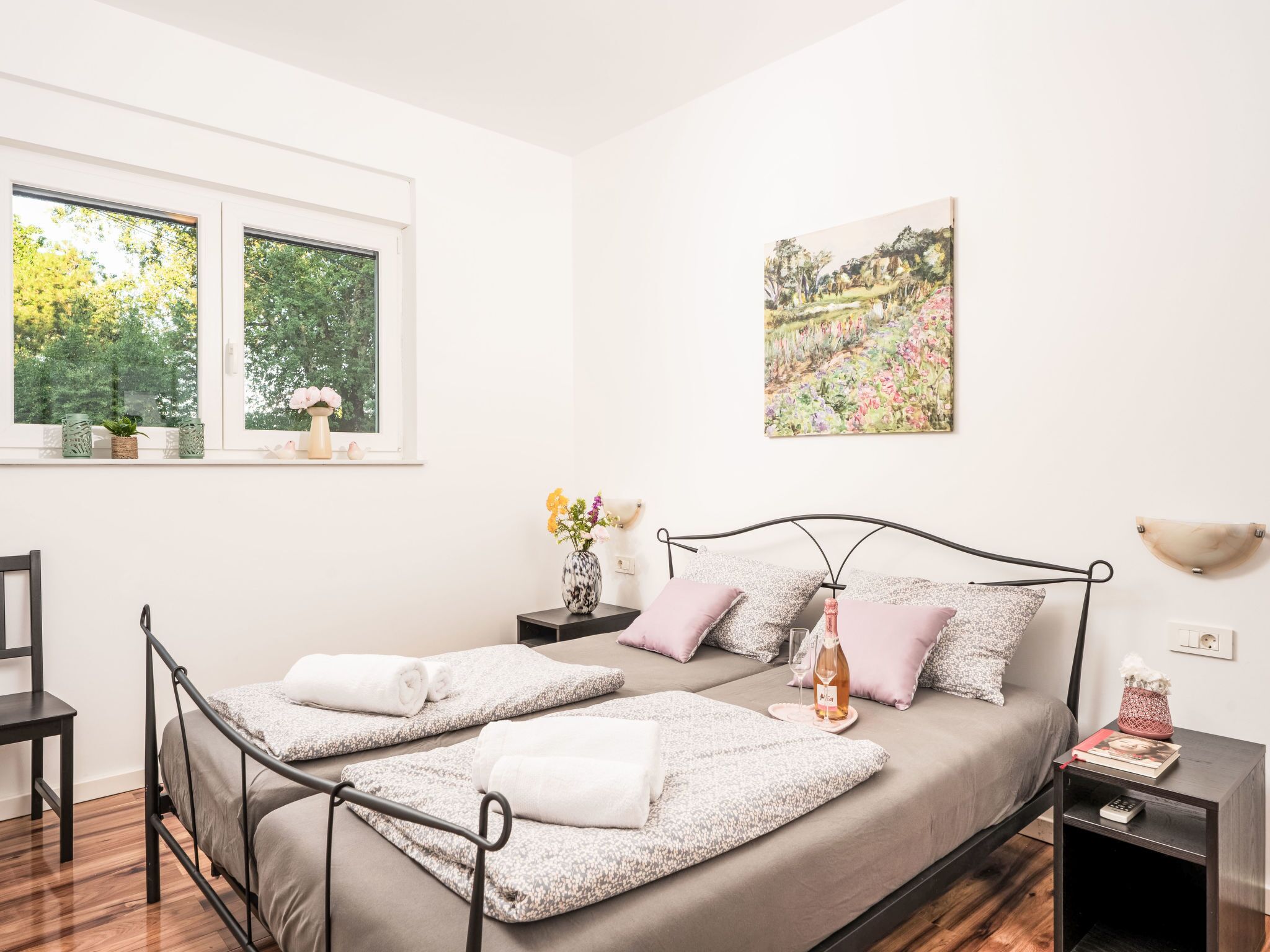 3 bedrooms, Internet
