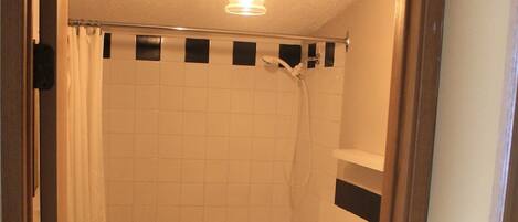 Suite Confort, salle de bains attenante, vue océan (3 Bedroom Suite) | Salle de bain