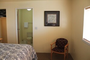 Comfort Apartment, Private Bathroom, Ocean View (One Bedroom Suite Oceanvi)