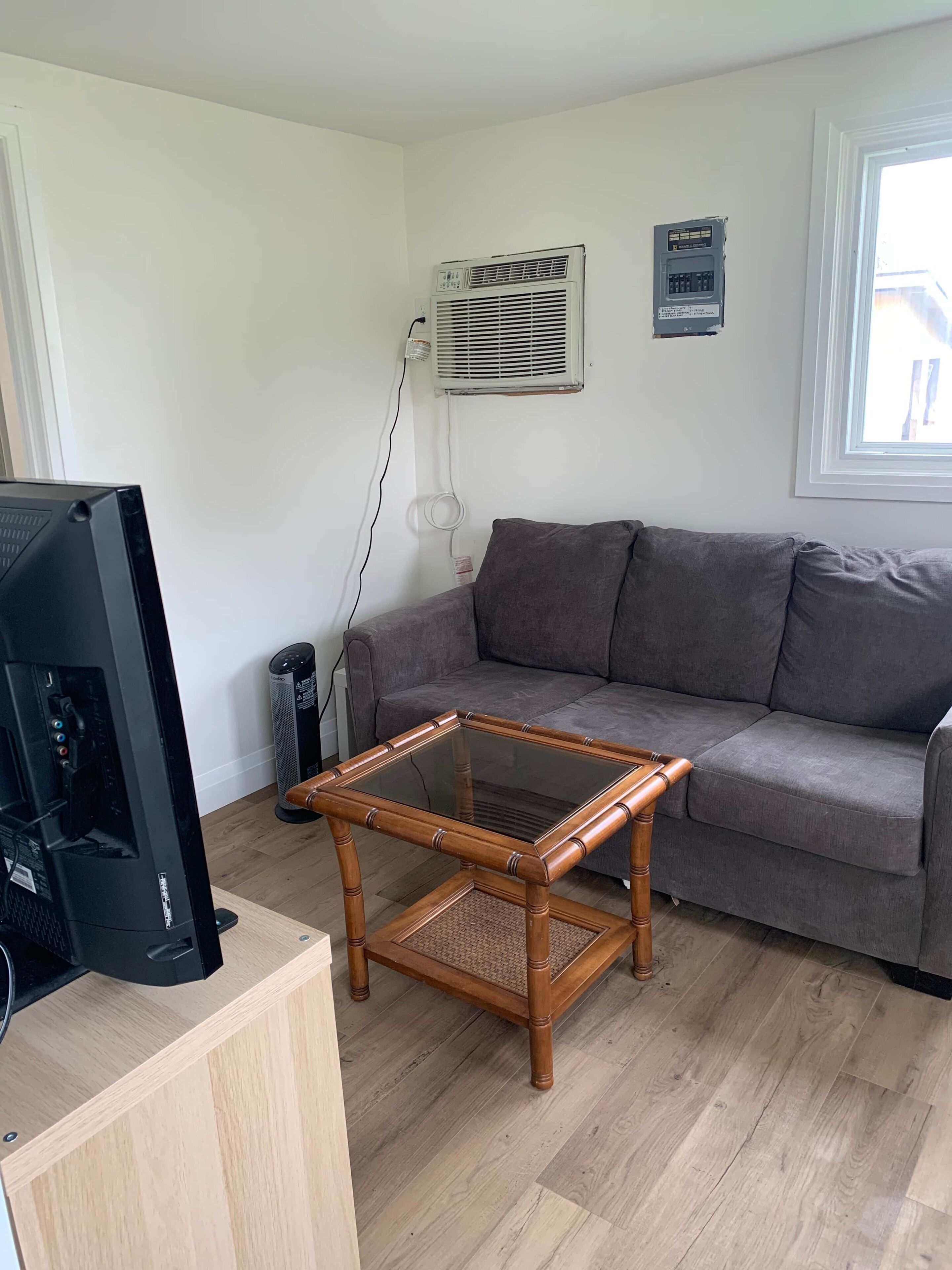 TV