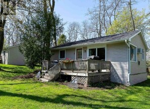 Exterior - Peru - Cottage # 7 (Lakeside) (Hamilton)