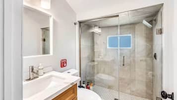 Shower, towels, soap, shampoo