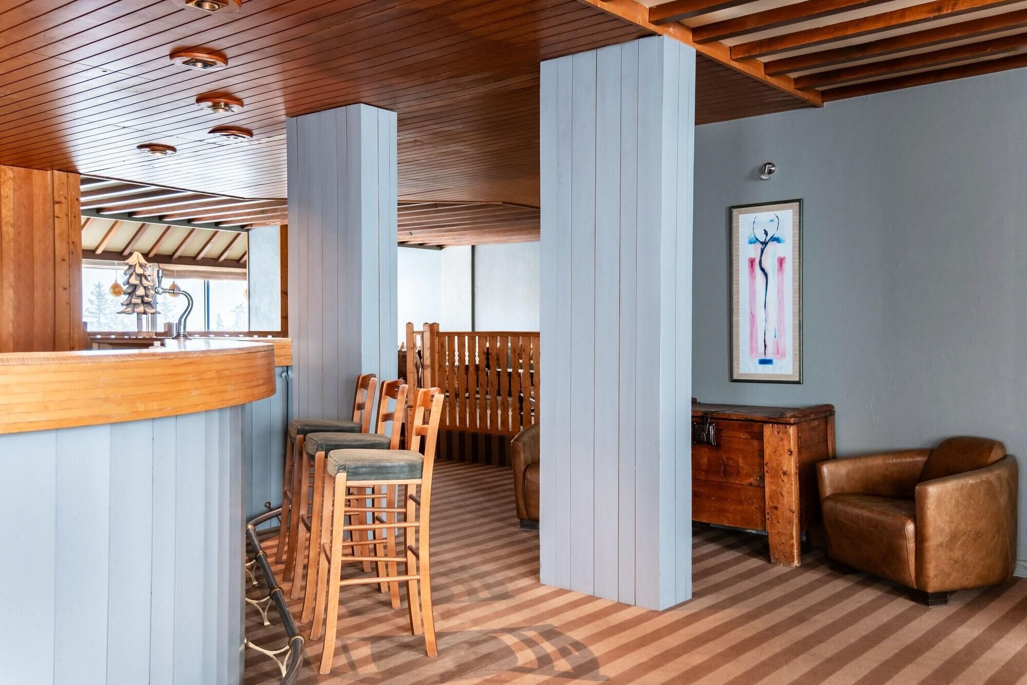 بار (في المنشاة)