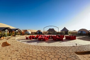 View from property - Desert Rose Village (Abu Dhabi)