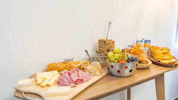 الإطلالة من المنشأة