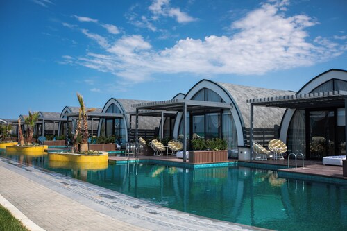 Caspimayr Retreat Beach Resort