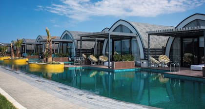 Caspimayr Retreat Beach Resort