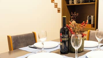 Standard Apartment | Dining room