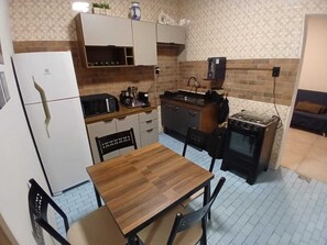 Private kitchen - Aconchegante e bem localizado (Aparecida)