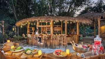 Bar (en la propiedad)