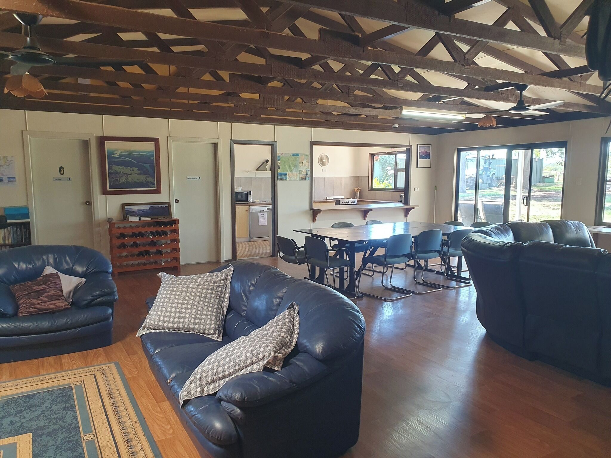 Smart TV, fireplace, DVD player, books