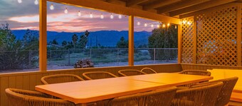 Stardust Borrego — Movie Lounge + Bar • Fire Pit • AC • Pet-Friendly Retreat