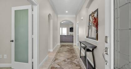 Single Story 3BR Lake Retreat | Covered Patio, Fenced Yard, Sleeps 6, Great Location