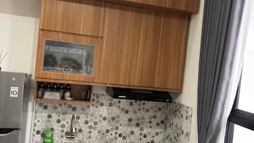 Deluxe Villa, 3 Bedrooms | Private kitchen | Full-size fridge, microwave, stovetop, dishwasher