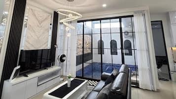 Superior Villa | Living area