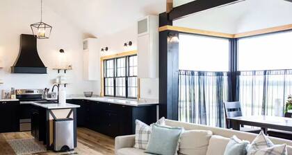 The Cottage at The Mill District