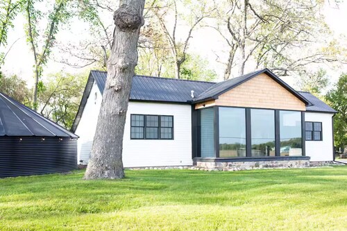 The Cottage at The Mill District