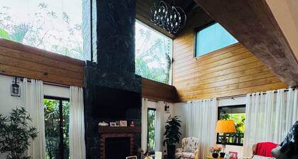 Luxury Mountain Villa w Pool & Fire Pits